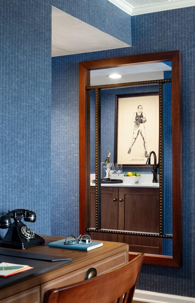 Graduate By Hilton 4* State College